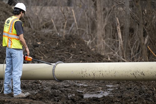 PHOTO_Pipe High Voltage Testing (1 of 1)